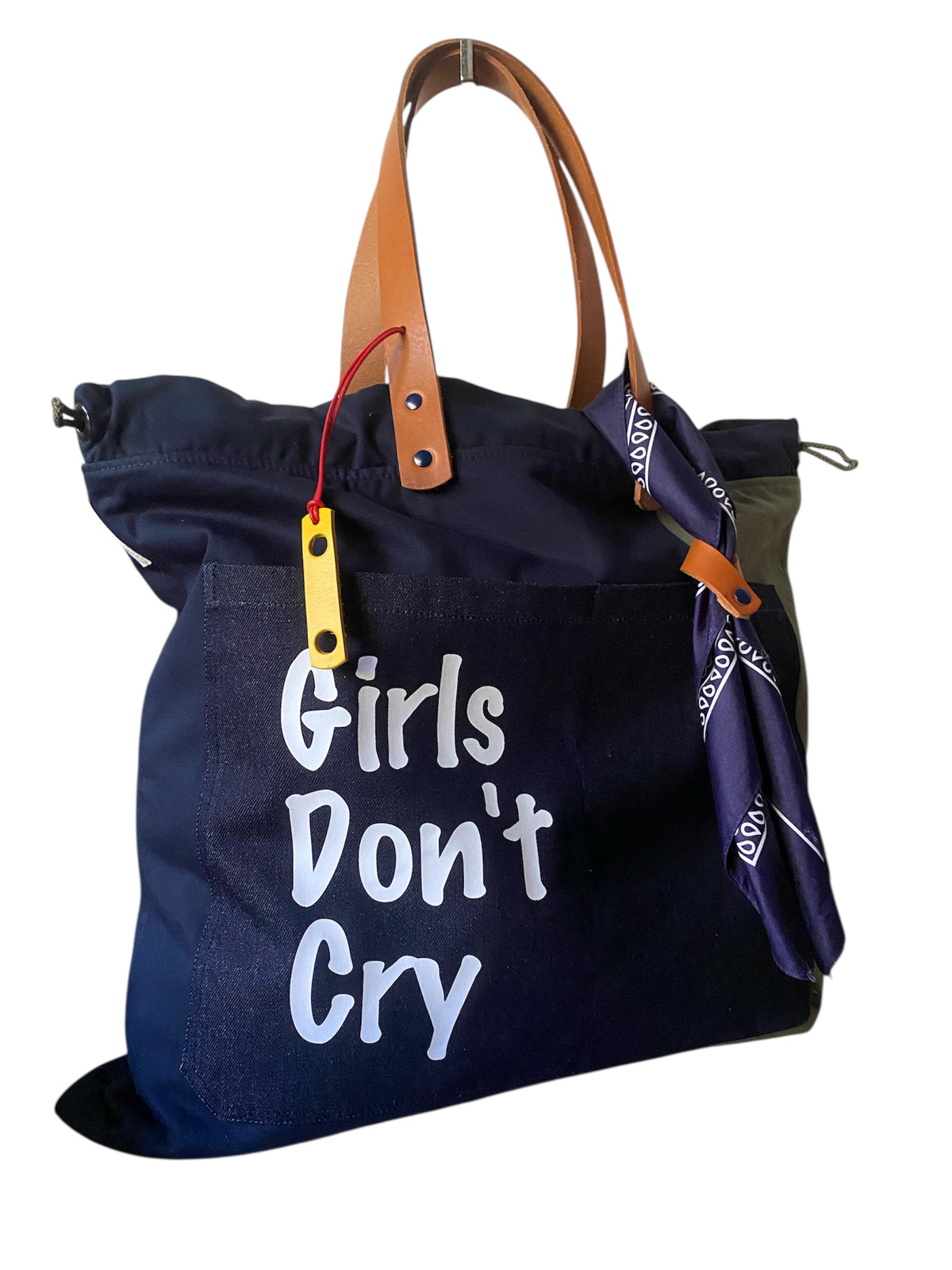 Sac cabas weekender « Girls Don't Cry » en toile kaki, anses en cuir – vue 3