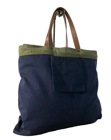 Sac cabas weekender peint à la main par Giordan Rubio « Amo N°29 » en toile kaki, anses en cuir – vue 4